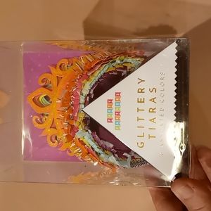 GLITTERY PARTY TIARAS BNWT GIRLS PARTY HATS 6 PCS.